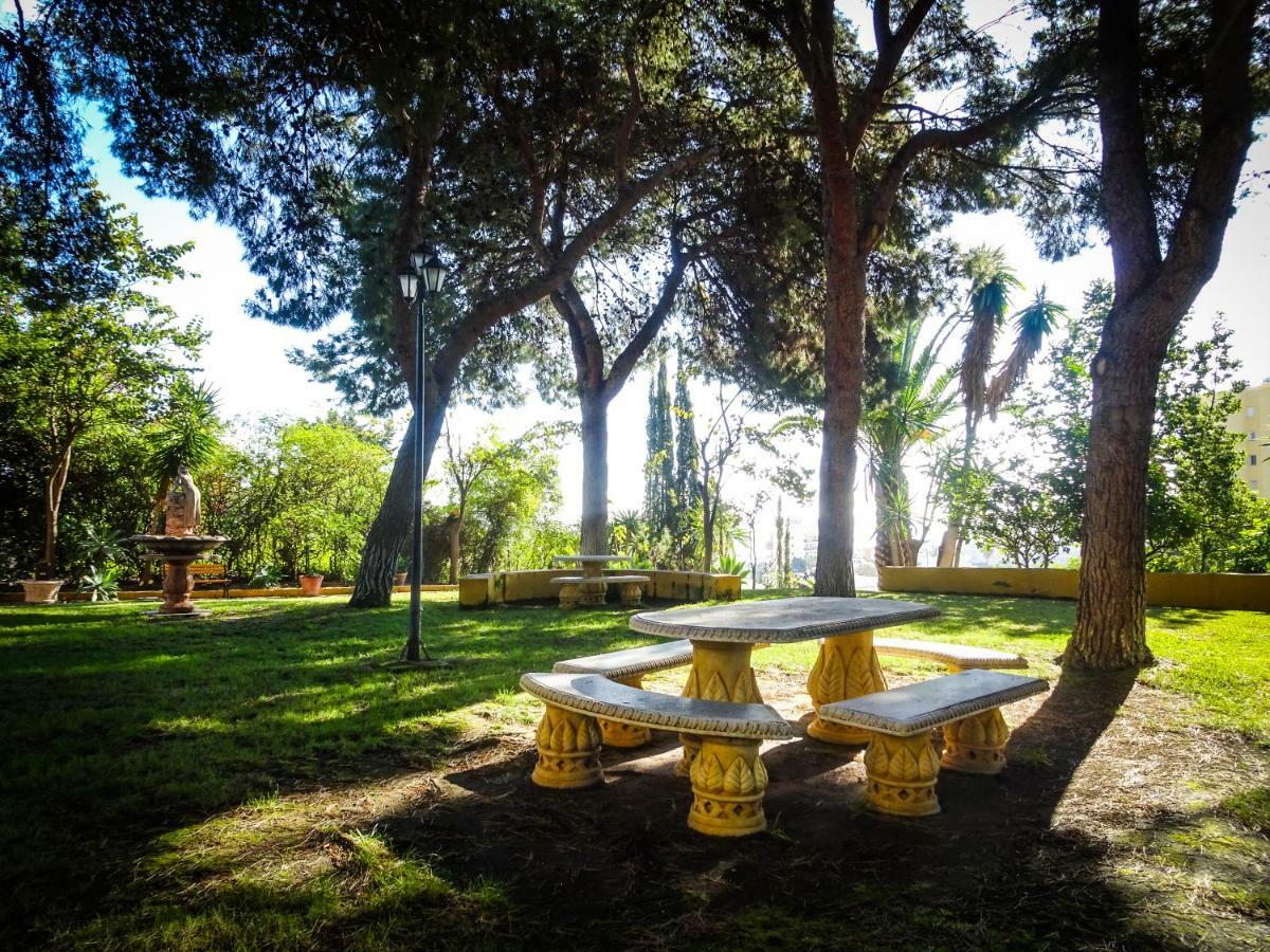 Apartment Duquesa De Espana ตอร์เรโมลิโนส ภายนอก รูปภาพ
