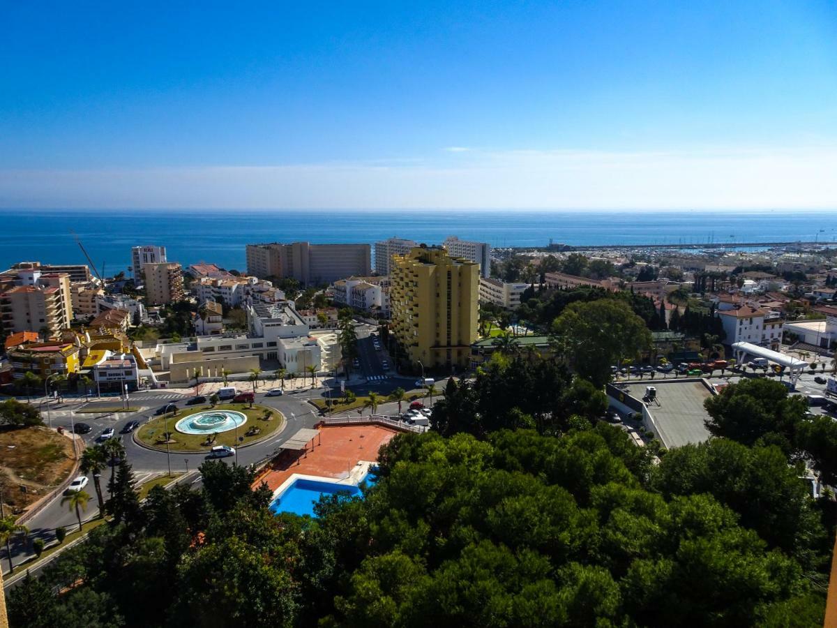 Apartment Duquesa De Espana ตอร์เรโมลิโนส ภายนอก รูปภาพ