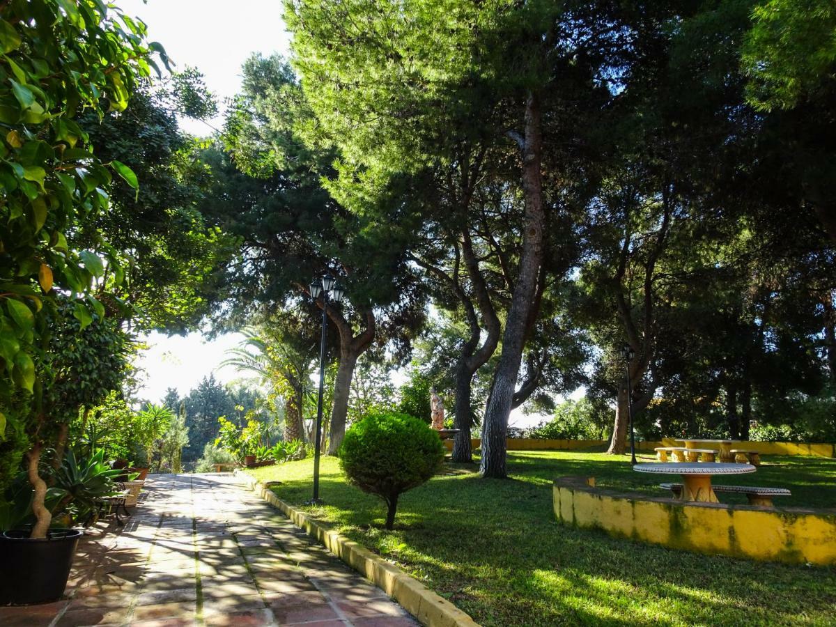 Apartment Duquesa De Espana ตอร์เรโมลิโนส ภายนอก รูปภาพ