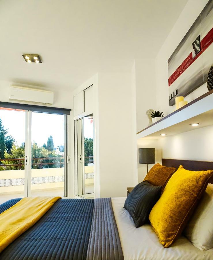 Apartment Duquesa De Espana ตอร์เรโมลิโนส ภายนอก รูปภาพ